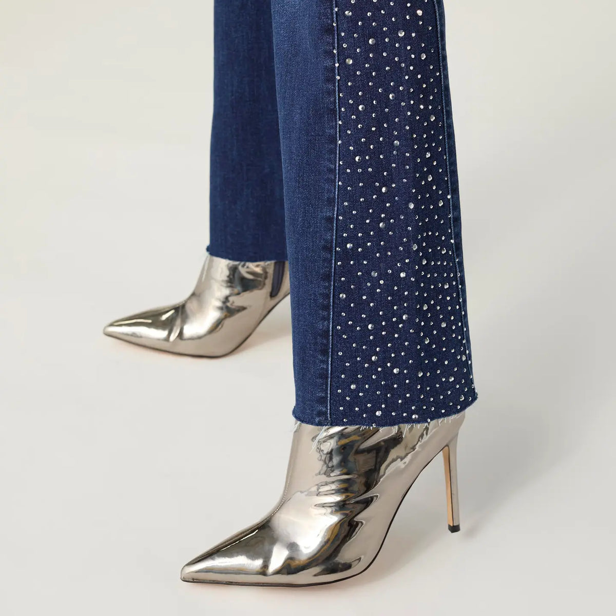 Soft Flare with Rhinestone Side Jeans