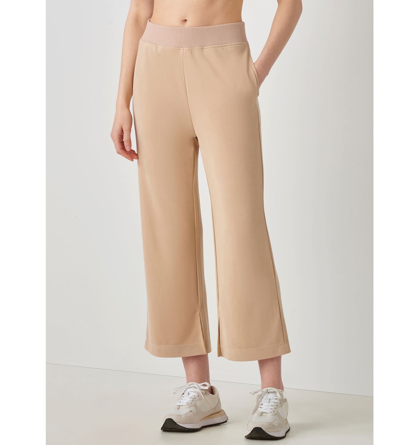 Modal Blend Airplane Capri Pants