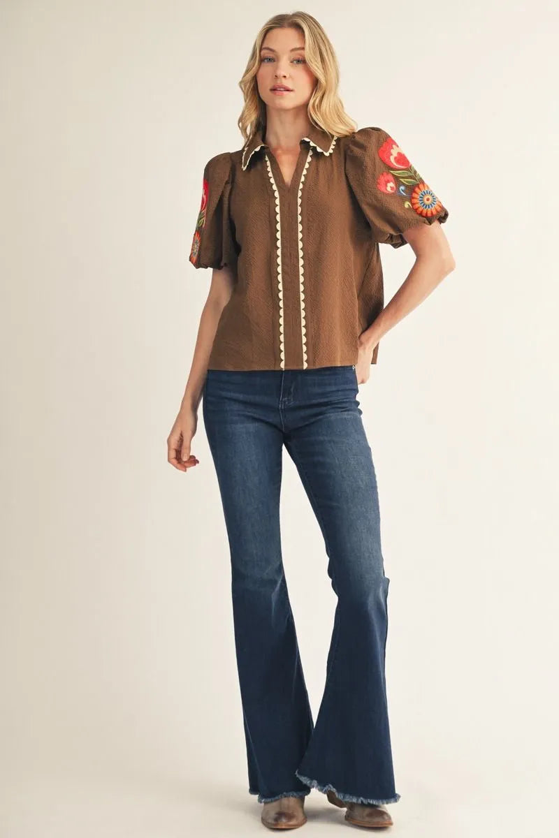 Scallop Trim with Embroidery Short Puff Sleeve Top
