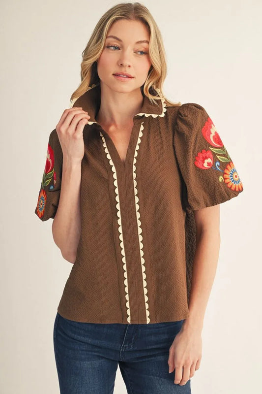 Scallop Trim with Embroidery Short Puff Sleeve Top