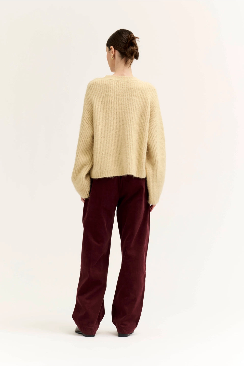 Loose Fit Fuzzy Yarn Sweater
