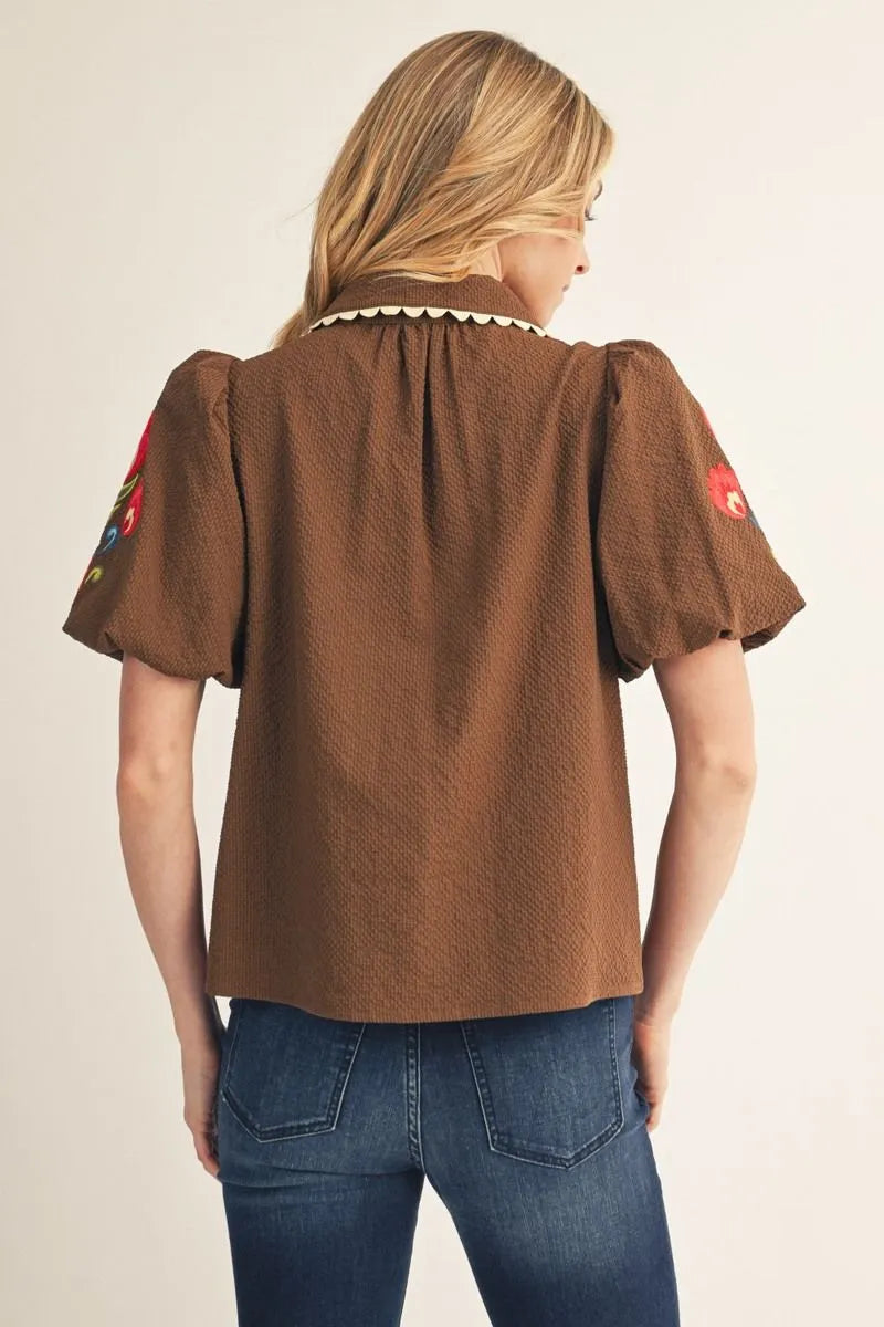 Scallop Trim with Embroidery Short Puff Sleeve Top