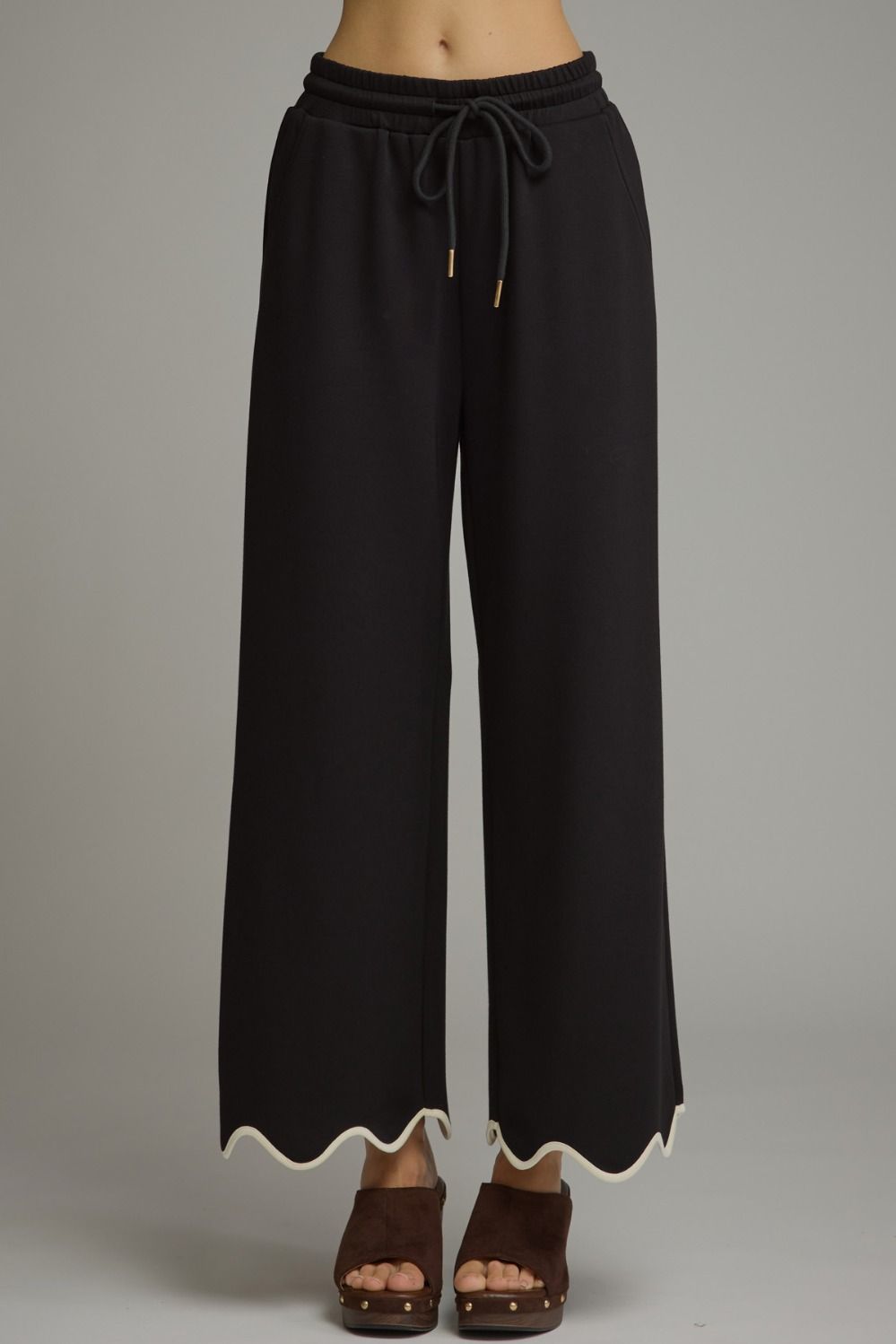 Elastic Waistband Scallop Hem Pants