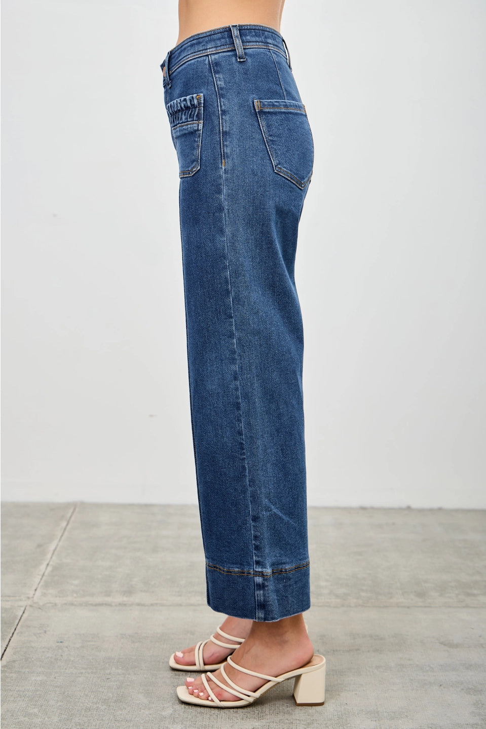 Mid Rise Wide Crop Jeans