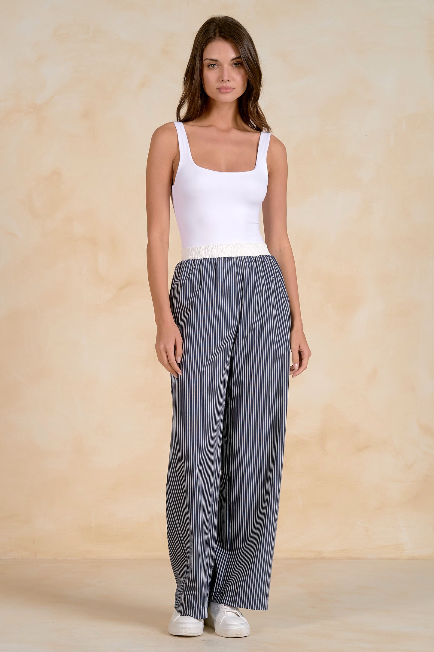 Elastic Waist Band Pants