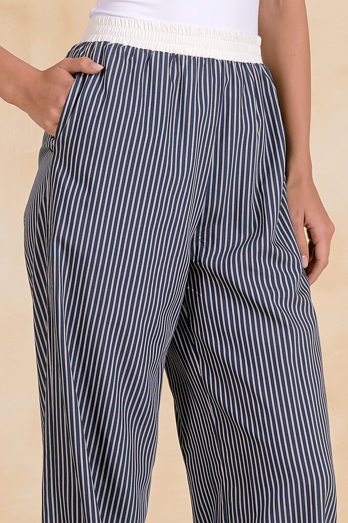 Elastic Waist Band Pants