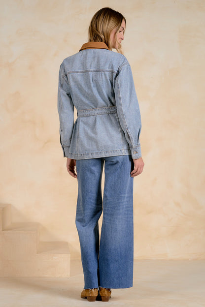 Collared Denim Jacket with Front Pockets